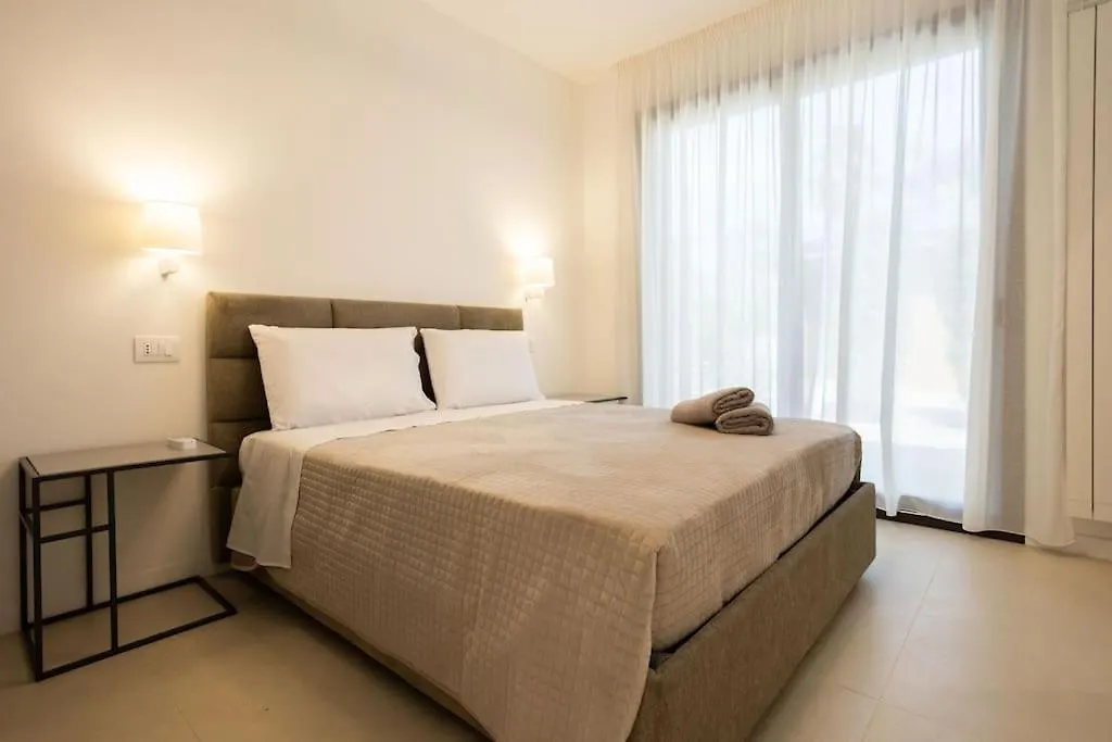 Luxury Villa Artemis Mondello Palermo 0*,